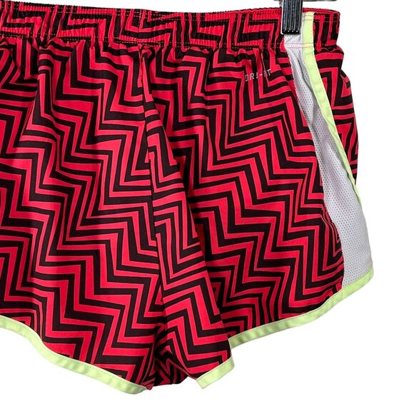 Nike Dri-Fit Red Black Chevron Running Shorts Size S - Picture 9 of 12